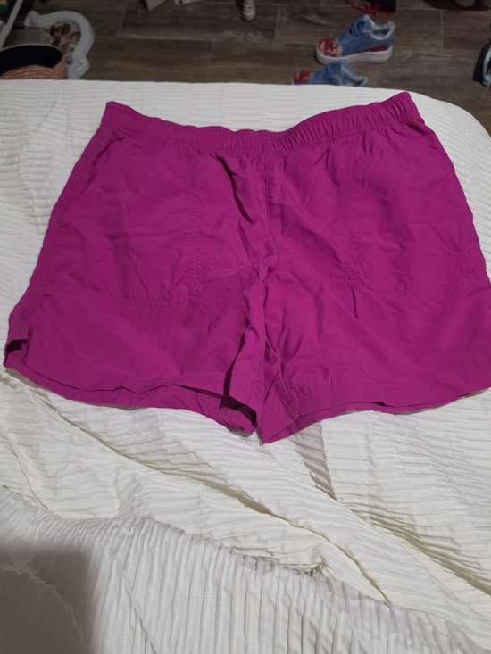Columbia Pants - Columbia Brand Women’s Fuchsia Elastic-Waist Casual Shorts Small Like New